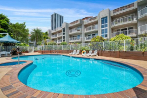 Markham Court, Surfers Paradise